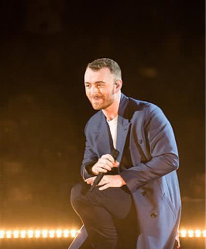 sam smith 演唱会_演唱会下沉到县城之后_演唱会看台和内场的区别图示