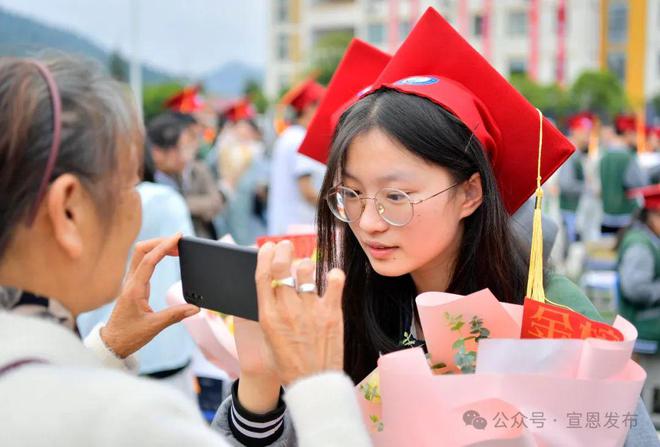 yy小战照片_战战的照片壁纸_战时照片