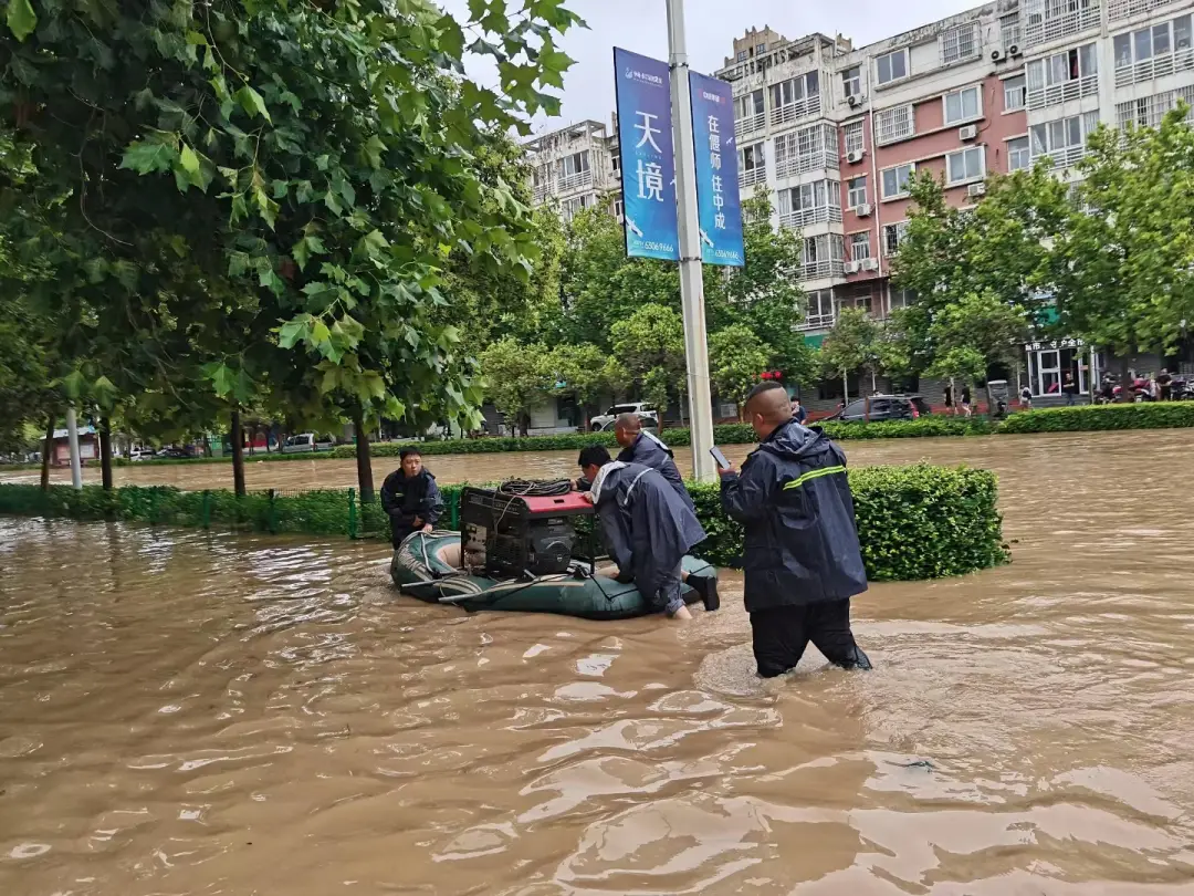 8月17日达州暴雨_达州暴雨图片_达州暴雨预警